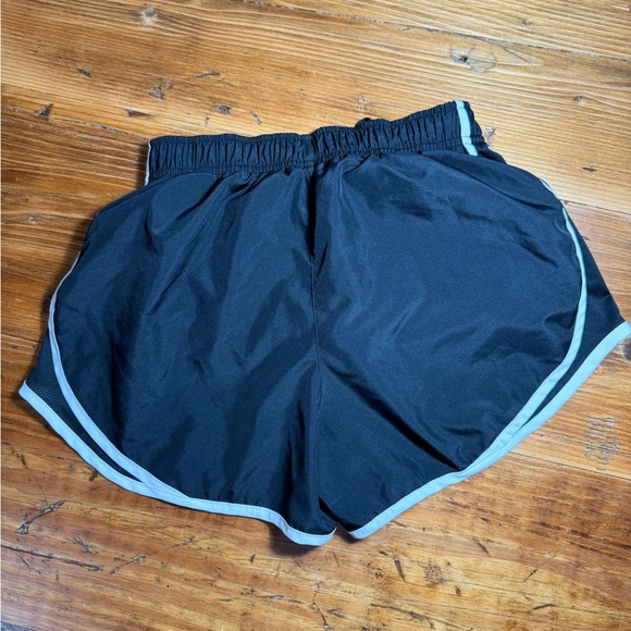 2 PAIRS Nike Womens Tempo Brief-Lined Running Shorts 3” inseam Black/White SMALL - Picture 12 of 16